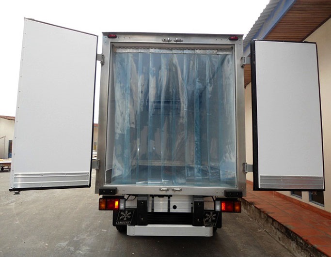 Những mẫu rèm pvc ngăn lạnh được ưa chuộng nhất hiện nay4